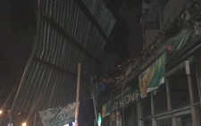 Nhiều nhà dân bị tốc mái, cây xanh gãy đổ trong mưa giông