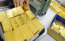 Giá vàng vẫn phập phồng hết tăng đến giảm