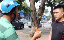 Quan điểm trái chiều việc cảnh sát cải trang 'bắt' người vi phạm