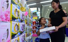 Thị trường quà tặng ngày Nhà giáo: Khi người bán cũng gửi chữ 