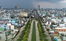 Cuộc sống đổi thay bên kênh Hàng Bàng