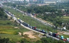 Quy hoạch lại cụm cảng số 5, tránh bên đói hàng, bên quá tải