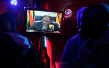 Phát biểu 20 phút, tổng thống Zimbabwe không đả động chuyện từ chức