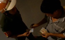Giải tán lực lượng dân phòng 'làm luật'