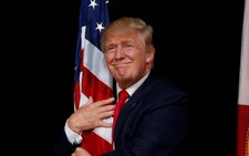 Tỉ lệ ủng hộ thấp, ông Trump nói kết quả thăm dò là ‘tin giả’
