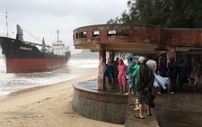 Phải neo ở phao số 0 tránh bão, nhiều tàu gặp nạn, vì sao?