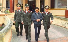 Khai trừ Đảng nguyên huyện ủy viên phạm tội vu khống, lừa đảo