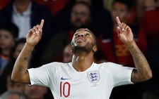 Sterling tỏa sáng,  Anh ‘phục thù’ thành công Tây Ban Nha