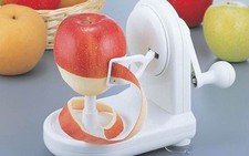 Nên ăn táo cả vỏ hay gọt vỏ?