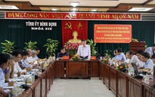 'Chống tham nhũng: nói vừa vừa, kết quả nhiều, dân mới tin'