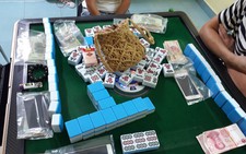 Bắt quả tang nhóm du khách Trung Quốc đánh bạc trái phép