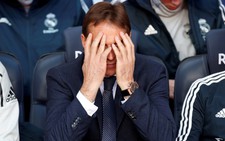 HLV Lopetegui trả giá vì phạm nhiều sai lầm