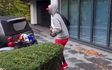 Pogba tung video vui nhộn gây 