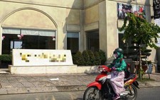 Bị móc túi lấy 2 điện thoại ngay ở nhà hàng tiệc cưới