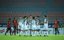 CĐV Philippines xin đội nhà 'bớt giỡn' với Thái Lan