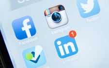 Dùng nhiều Facebook dễ cô đơn, trầm cảm