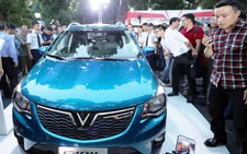 Xe VinFast cạnh tranh bằng giá hay chất lượng?