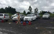 Bắt ổ đánh bạc lớn nhất Phú Yên, tạm giữ 30 ôtô