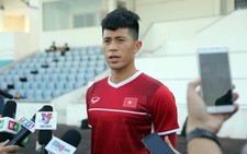 Trung vệ Đình Trọng hơi chút áp lực khi lần đầu tiên đá AFF Cup