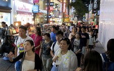 Khách Việt chuộng tour xuất ngoại mùa 'di chuyển' cuối năm