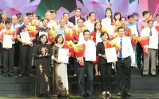 Trao giải hội thi sáng tác về chủ đề Học tập làm theo tấm gương đạo đức Hồ Chí Minh