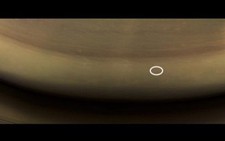 Hình ảnh cuối cùng tàu Cassini gửi trước khi 'tự sát'