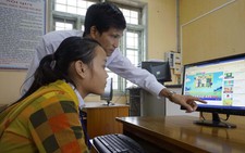 Thầy giáo mở kênh trực tuyến dạy tiếng Brũ Vân Kiều