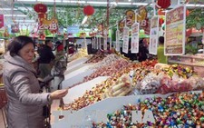 Bộ Y tế khuyến cáo người dân thận trọng khi mua hàng thực phẩm Tết