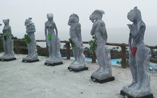 Tượng 12 con giáp: Yêu cầu quây kín vườn, cắm biển 18+