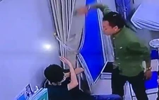 Y bác sĩ liên tục bị hành hung: cần nút 'báo động đỏ'?