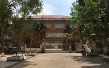 Trường Long Thới họp xuyên trưa kiểm điểm ‘cô giáo không giảng bài’