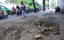 Vỉa hè Sài Gòn - sống chết mặc bây!