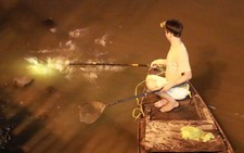 Ông Đoàn Ngọc Hải đề nghị xử lý việc bắt cá trên kênh Nhiêu Lộc