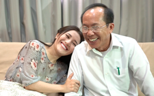 Tố My được tặng riêng bài Đắp mộ cuộc tình 2