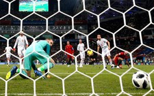 De Gea nói gì sau sai lầm ngớ ngẩn?