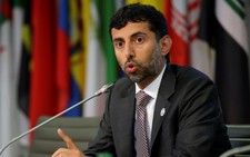 OPEC chật vật nâng sản lượng dầu