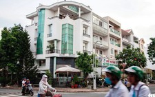 Cuộc sống người dân Phú Mỹ Hưng đảo lộn vì mùi hôi của rác
