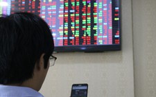 Chứng khoán phục hồi, VN Index vẫn lỡ mốc 900 điểm