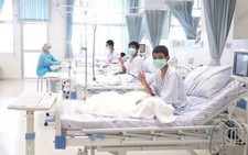 Đội bóng Heo Rừng: Cách tốt nhất là đừng quấy rầy và để chúng học hành