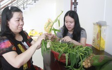 Hai nữ thủ khoa mê đọc sách