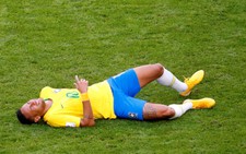 World Cup trong mắt tôi: Nghệ sĩ hay kịch sĩ
