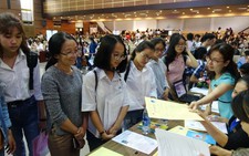 Thí sinh trúng tuyển bắt đầu xác nhận nhập học