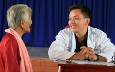 Chàng bác sĩ 9X đa tài