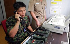 Triều Tiên mở lại đường dây nóng với Hàn Quốc