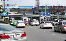 Phó Thủ tướng chỉ đạo xử lý vụ thu phí sân bay sai quy định