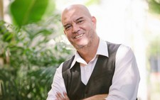 Nghệ sĩ sốc trước sự ra đi bất ngờ của Stephane Gauger