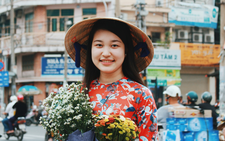 Xúng xính áo dài đón Tết ở 'làng người Hoa'