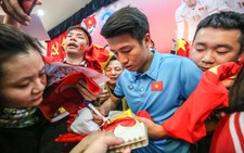 Tuyển thủ U23 mong sớm về nhà gặp bố mẹ