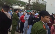 'Găm' tiền thưởng tết, công ty bị công nhân phản ứng