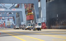 Cảng biển Việt Nam phát triển thiếu đồng bộ